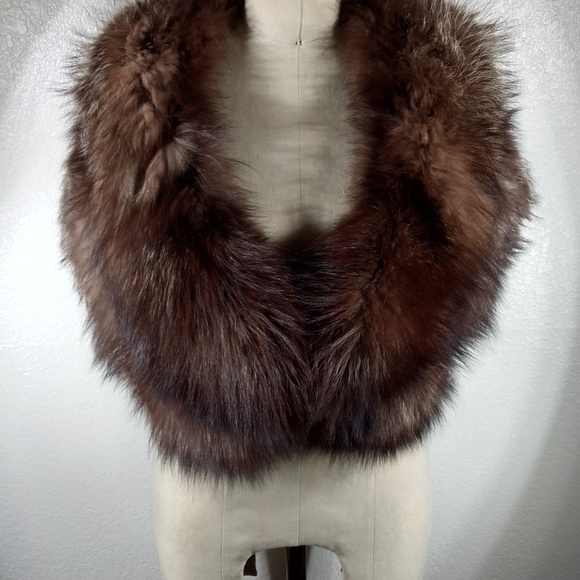 Vintage Coulter's Crystal Fox Fur Stole - Picture 5 of 5